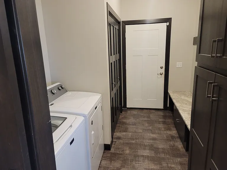 114 Devitt Dr — Photo 6