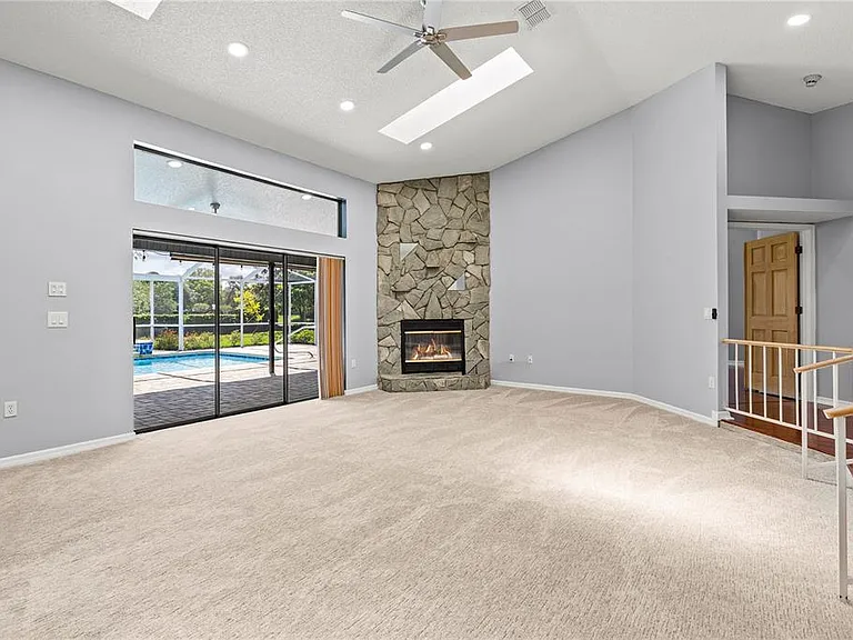 9447 Ashley Dr — Photo 9