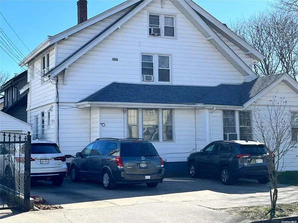 161-34 86th Avenue, Jamaica Hills, NY 11432