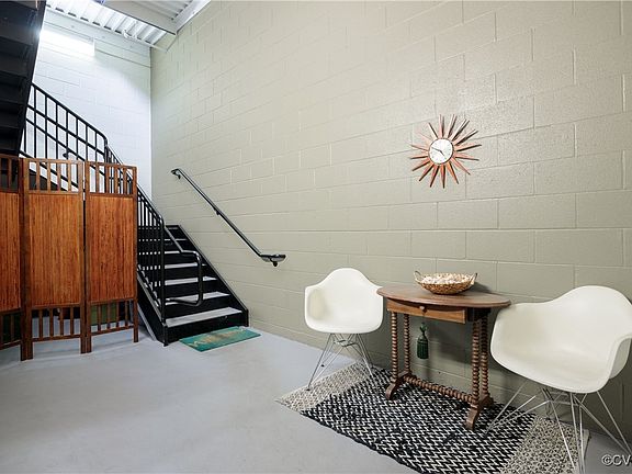 5th image of 1909 W Cary St Unit A