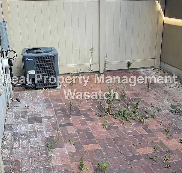 715 E Harrison Ave — Photo 25