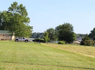 863 Santee Dr, Greensburg, IN 47240