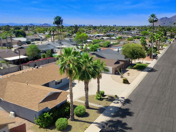 2nd image of 8731 E JACKRABBIT Road