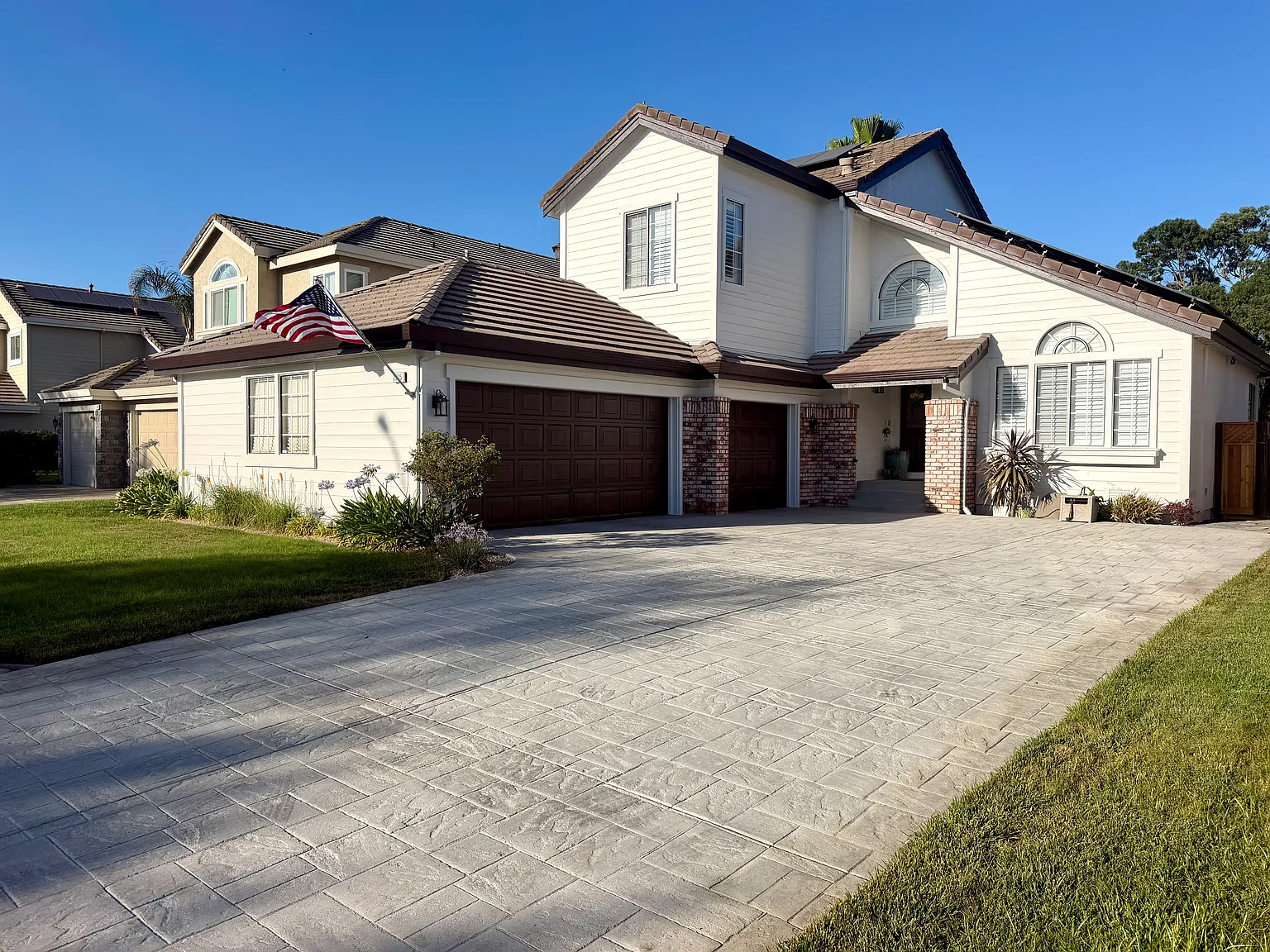 3 bed, 2646 sqft, $4,375 — Photo 3