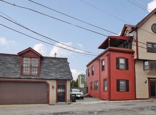 431 Thames St, Newport, RI 02840