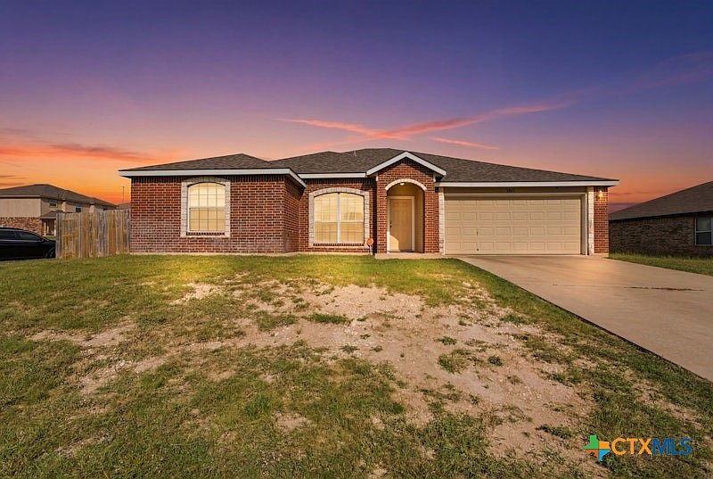 1st image of 3611 Latigo Dr