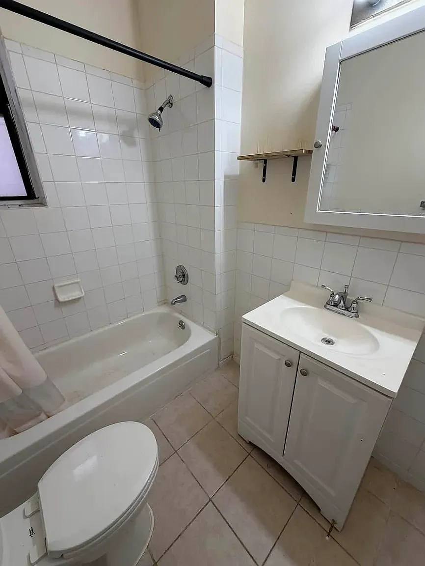 1227 Ovington Avenue — Photo 4