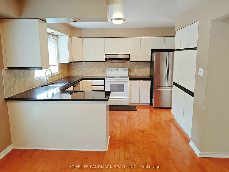 8 Opal Ln — Photo 2