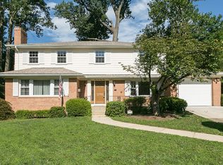 4135 27th St N, Arlington, VA 22207