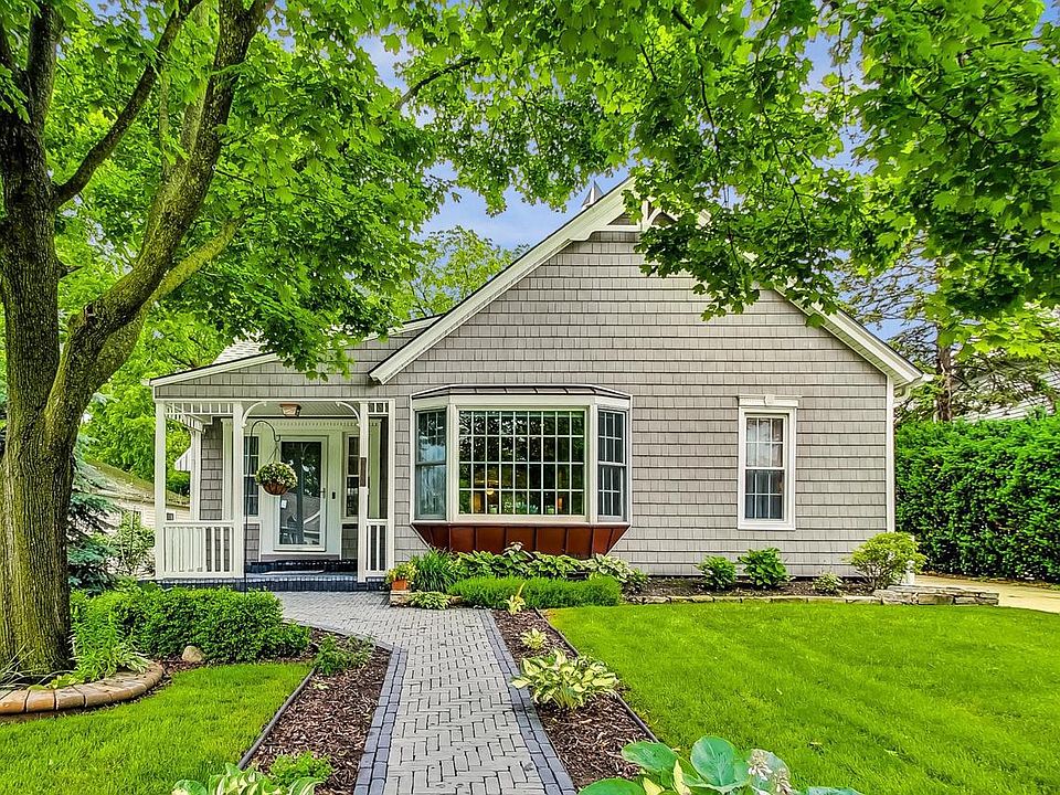 1st image of 420 Elmwood DRIVE