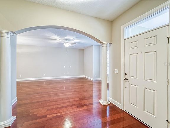 4th image of 214 Aberdeen Pond Dr