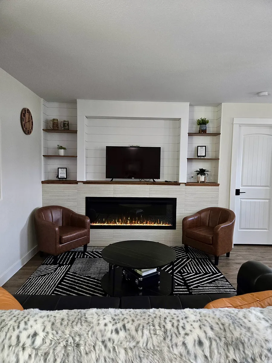 Building Photo - 43143 Riverview Dr #1-9