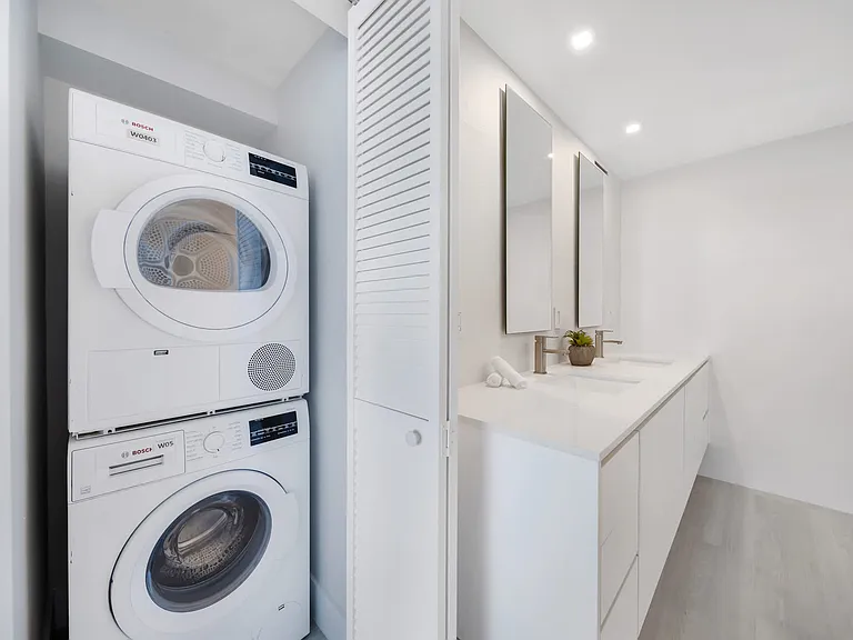 Washer/Dryer