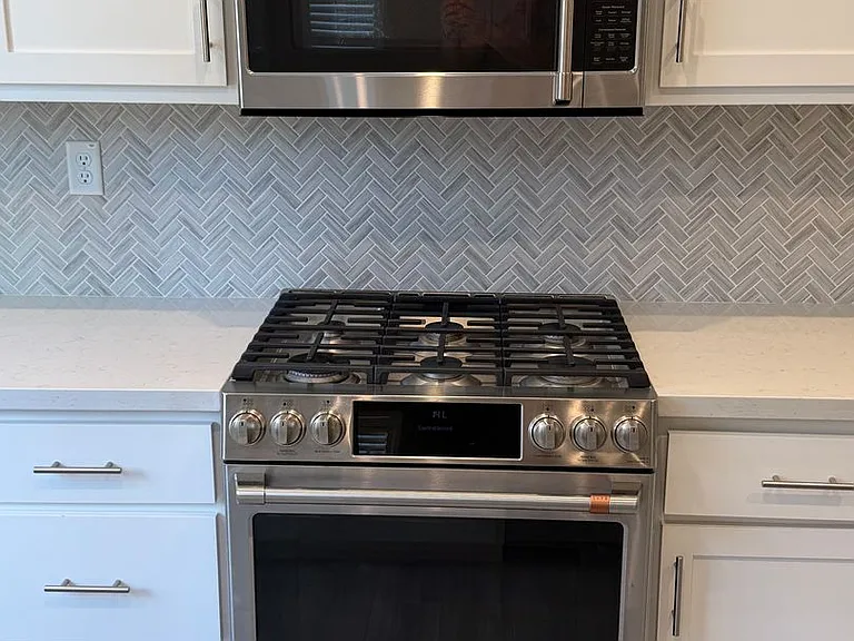 700 Apricot Cir — Photo 6