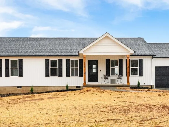 934 Smith St, Bedford, VA 24523