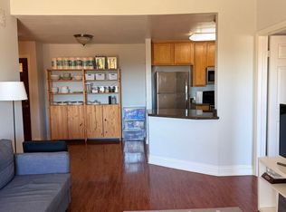 2450 San Gabriel Way Unit 302, Corona, CA 92882