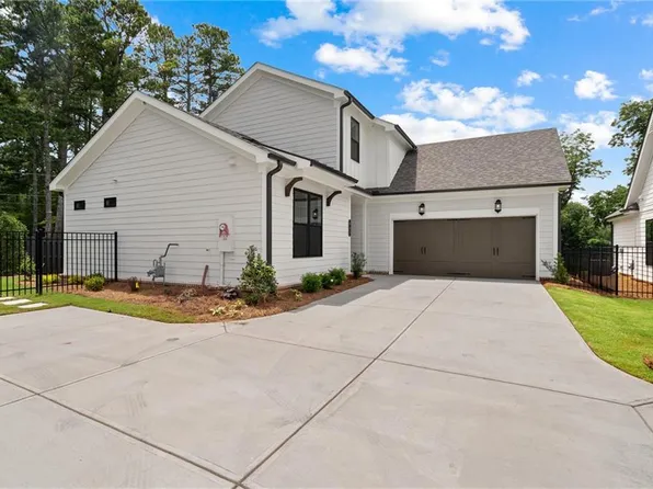 491 Pearl St, Cumming, GA 30040