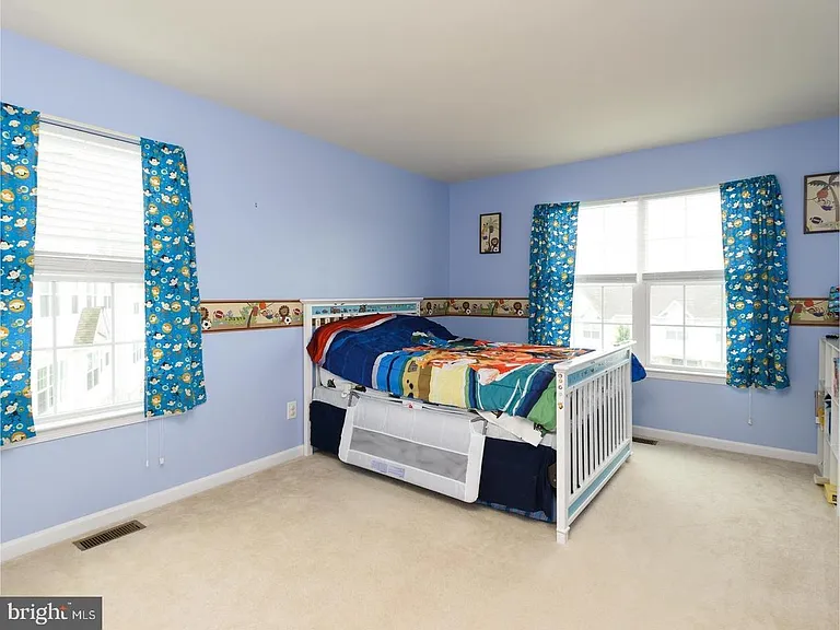 2754 Shelburne Rd — Photo 14