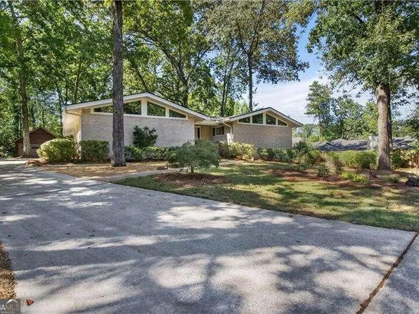 7300 Dunhill Ter, Atlanta, GA 30328