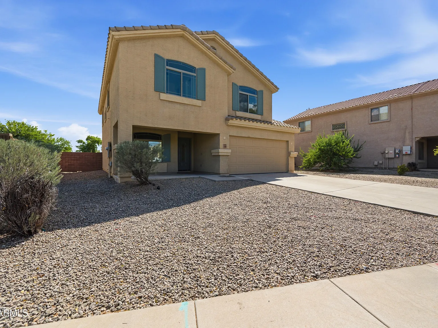 4 bed, 2.5 bath, 2226 sqft, $2,300 — Photo 1