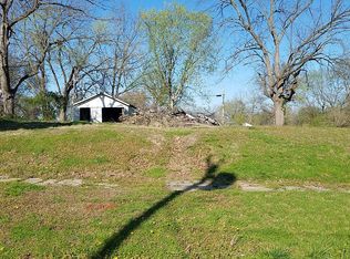 316 S Main St, Fayette, MO 65248