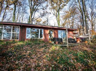 27241 Hayne Rd, Lawton, MI 49065