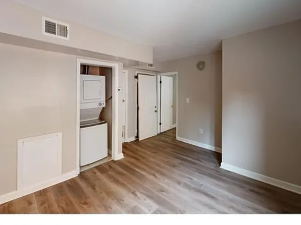 3004 30th St SE, Washington, DC