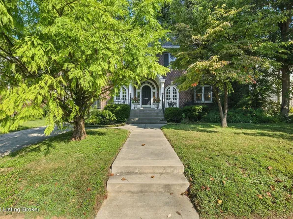 2217 Woodford Pl, Louisville, KY 40205