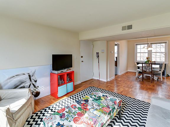 4th image of 6708 W Wakefield Dr APT B2