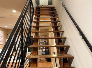 6466 Hollis St UNIT 208, Emeryville, CA 94608