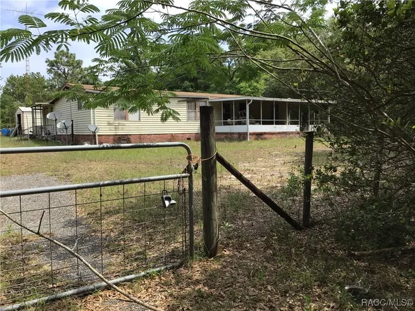 224 Cologne St, Interlachen, FL 32148