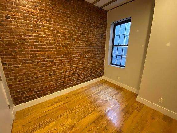 4th image of 897 Saint Johns Pl #2G