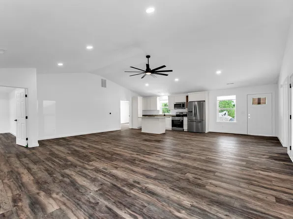 195 Elm, Rockaway Beach, MO 65740