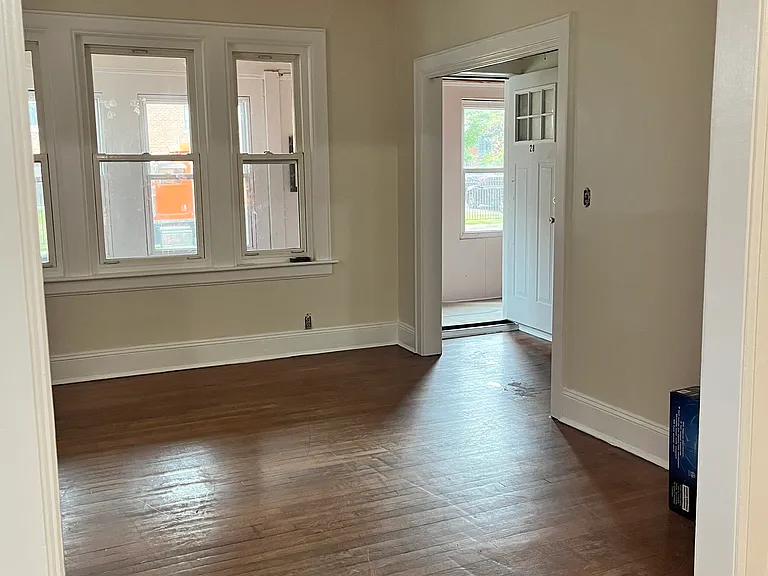 26-28 Groton St #3 — Photo 2