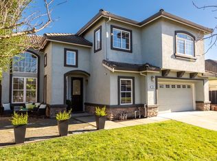 30 Hahnemann Ln, Napa, CA 94558