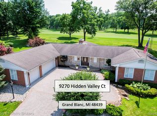 9270 Hidden Valley Ct, Grand Blanc, MI 48439