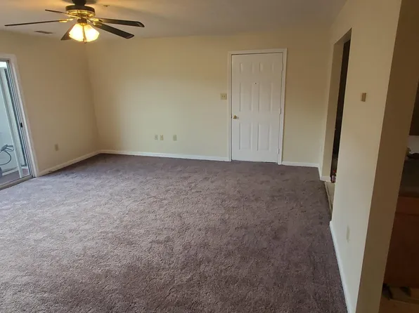 1288 Ox D10 Rd, Woodstock, VA 22664