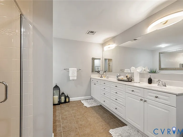 4820 Old Main St #301 — Photo 32
