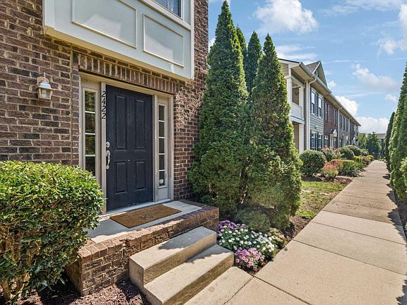 3rd image of 2422 Anson Ln
