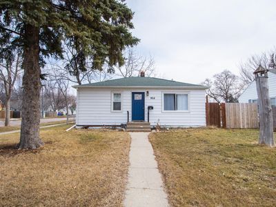 904 18th St S, Fargo, ND, 58103