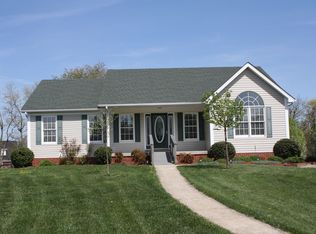 124 Springhurst Dr, Coxs Creek, KY 40013
