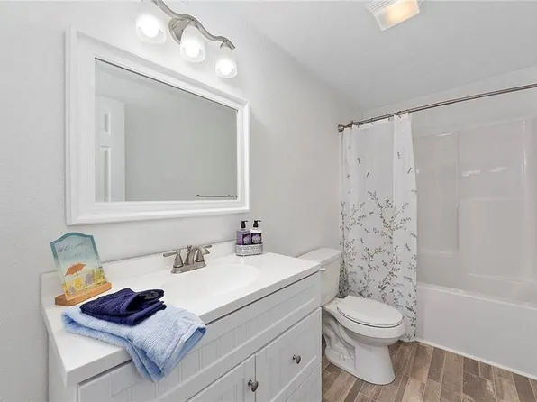 225 Hunter St, Suffolk, VA 23434