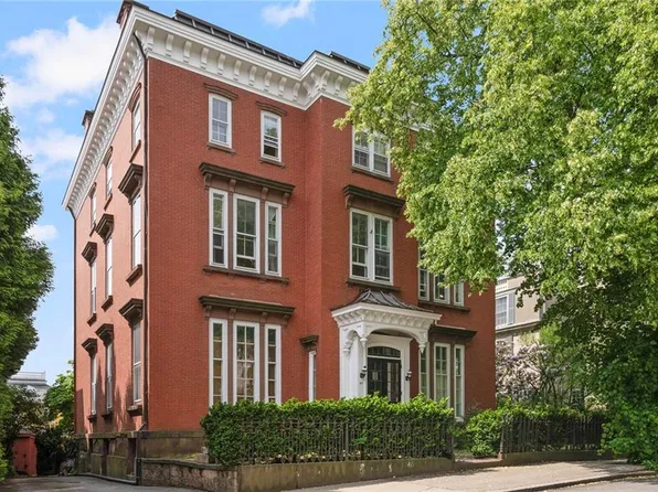 97 Angell St, Providence, RI 02906