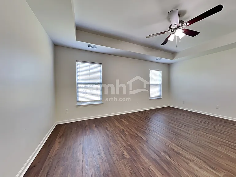 129 Charlesfort Way — Photo 8