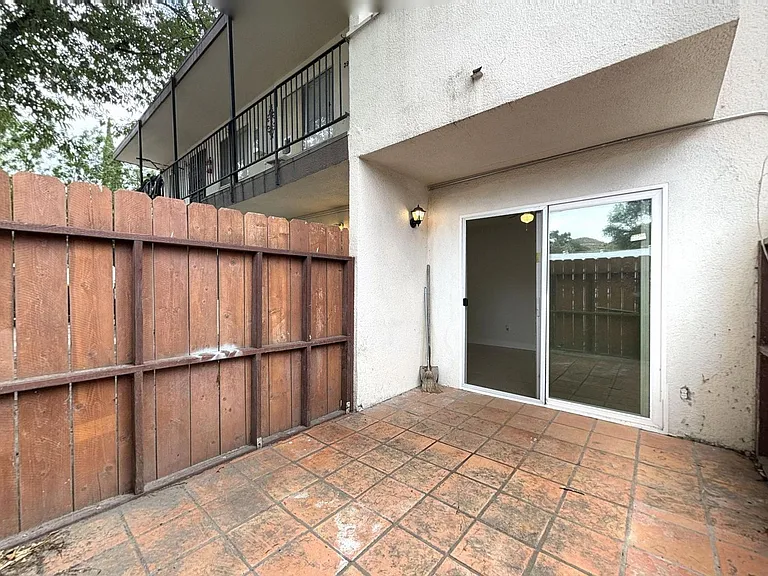 3980 Cedar St — Photo 13