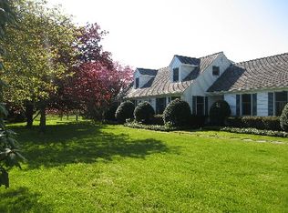 16 Pondview Ln, East Hampton, NY 11937