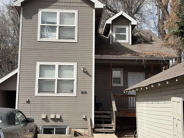 610 S Whitcomb St #B — Photo 1