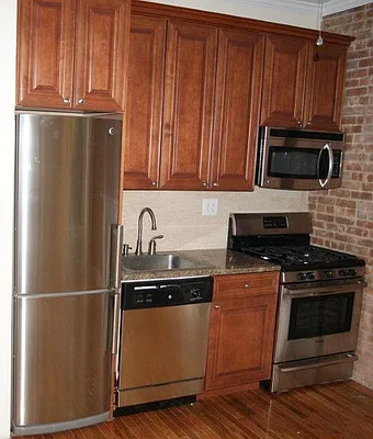 Rented by Michael Sloane Realty Company | media 3