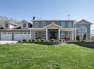 1102 Lakewood Dr, Pacific, MO 63069