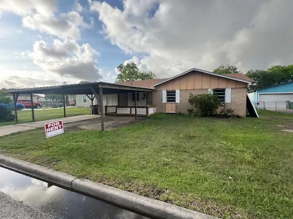 3306 Wildwood St, Victoria, TX 77901